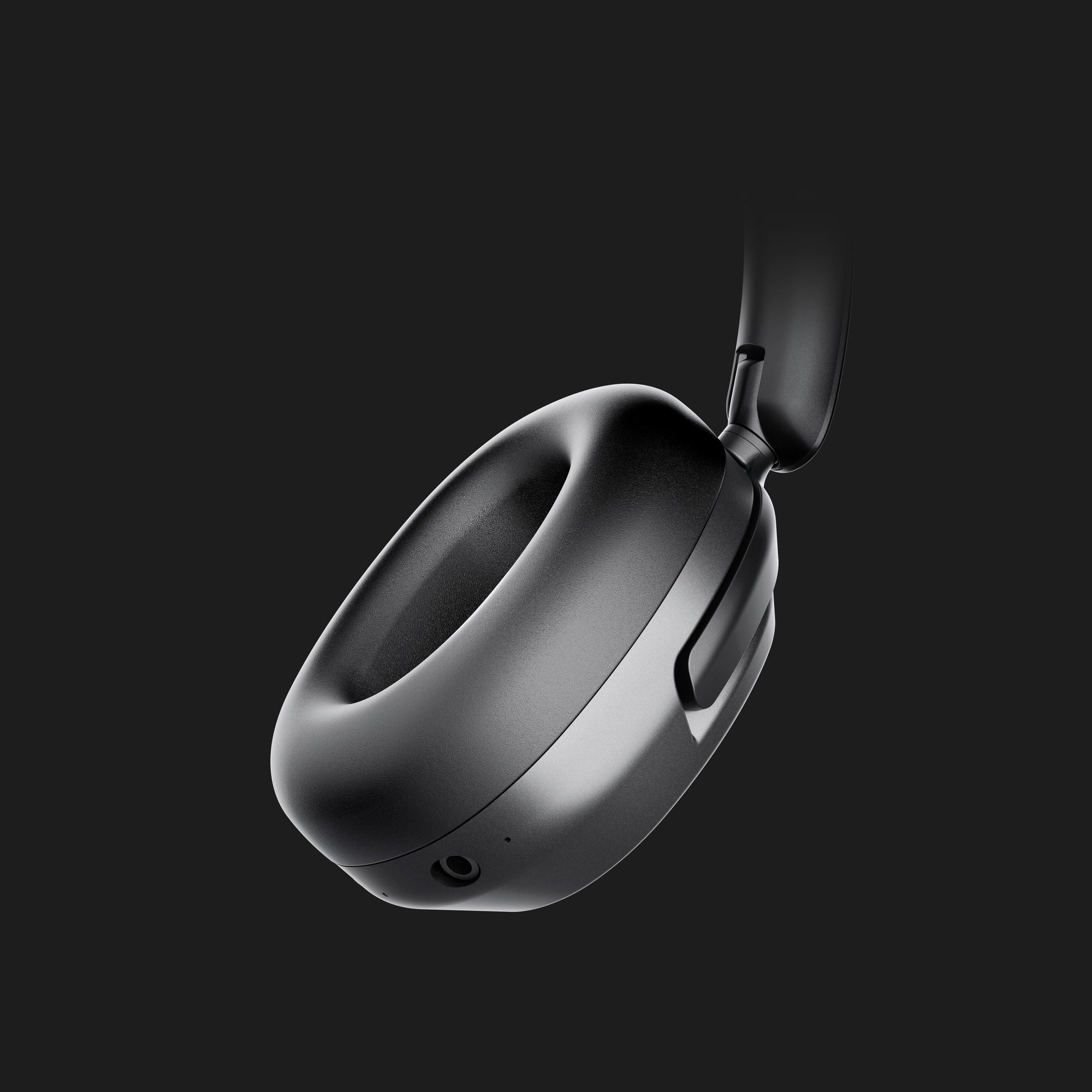 OXS Storm A2 wireless gaming headset with soft protein ear cups and ergonomics design. Best headset perfect for gaming and daily entertainment.